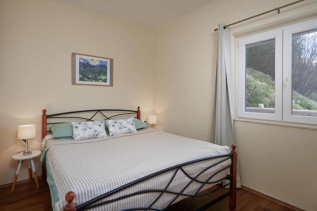 View Apartment *